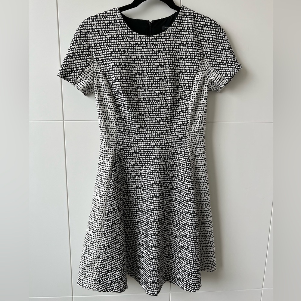 Banana Republic Black & White Polka Dot Tailored Dress size 2